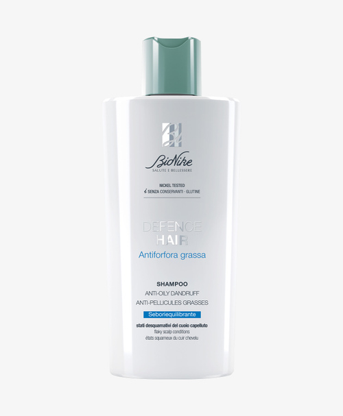 Shampoo Antiforfora Grassa - Defence Hair | BioNike - Sito Ufficiale