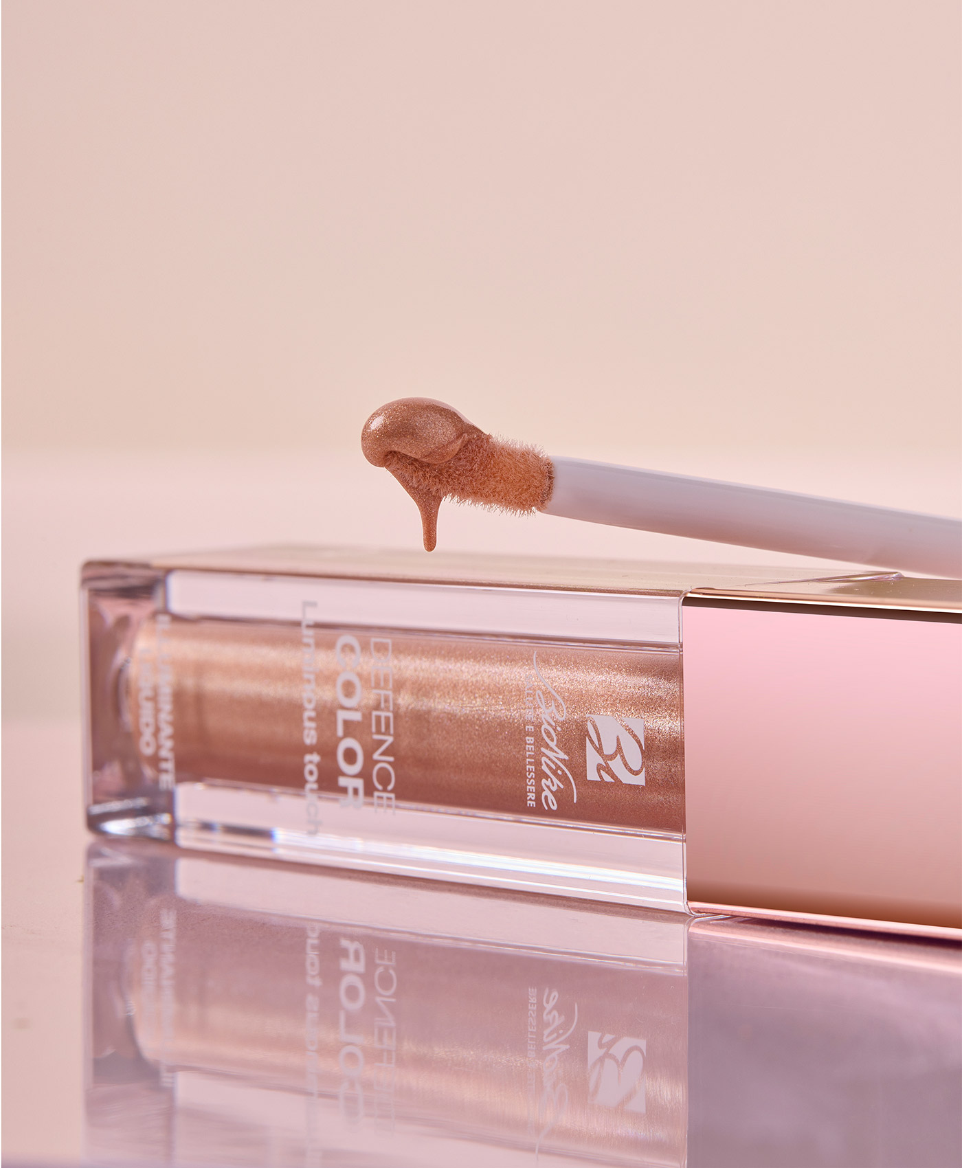 LUMINOUS TOUCH Liquid highlighter - BioNike - Sito Ufficiale
