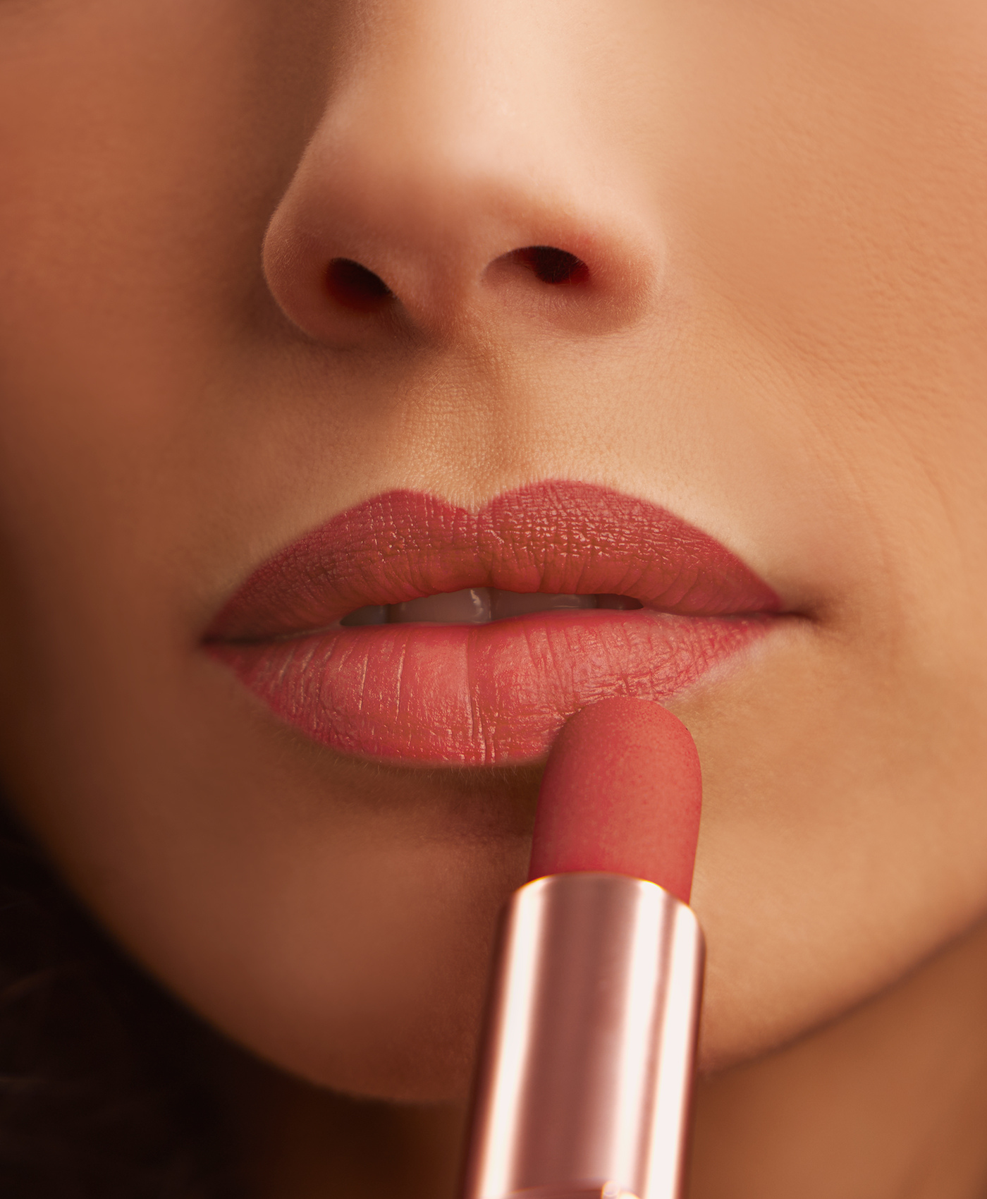 Soft Mat Ultra-Opaque Lipstick - BioNike - Sito Ufficiale